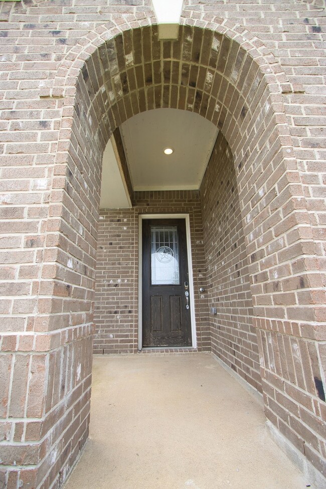 3898 Littlebourne Ln, Pearland, TX 77584 - photo 2