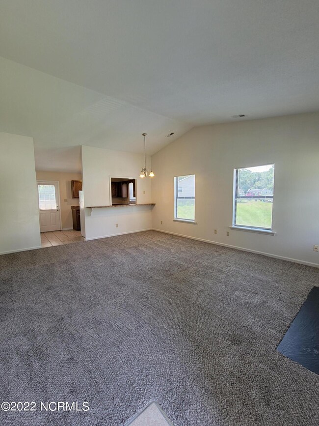 1801 Countrywood Blvd, Jacksonville, NC 28540 - photo 2