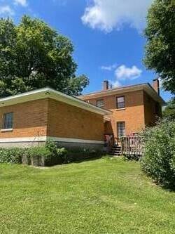 1425 E St SW, Miami, OK 74354 - photo 4