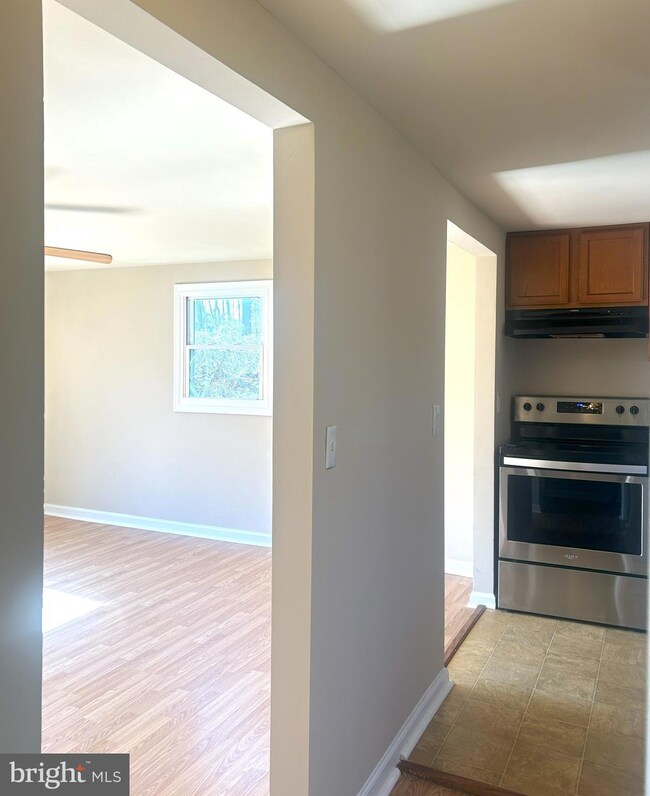 90 Charles Way, Colonial Beach, VA 22443 - photo 3