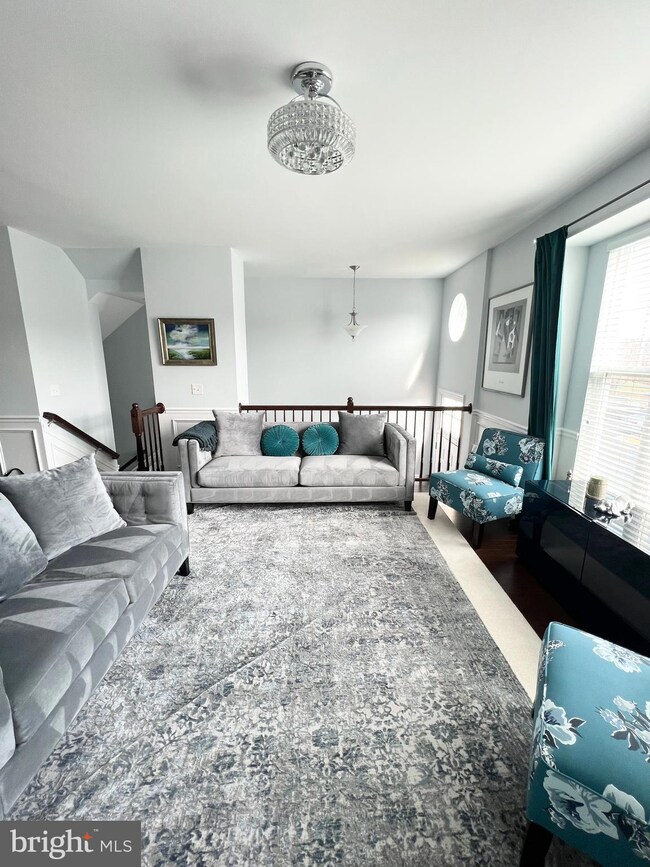 9075 Alexander Way, Manassas Park, VA 20111 - photo 3