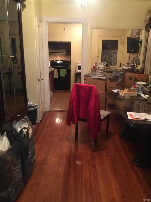 1514 W Gordon St, Allentown, PA 18102 - photo 4