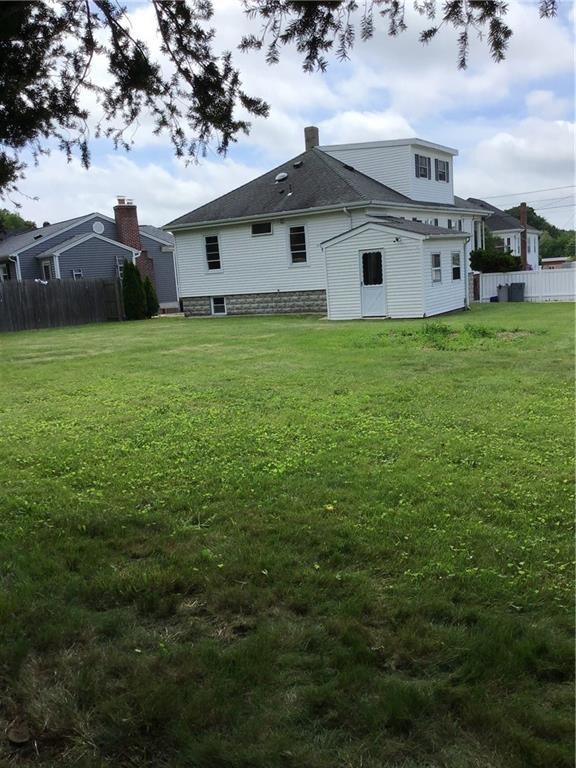 70 Fountain Ave, Cranston, RI 02920 - photo 7