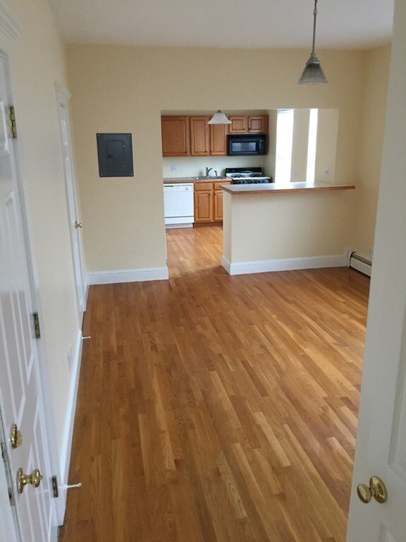 20 Cook St unit 2, Charlestown, MA 02129 - photo 4