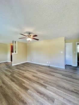 562 Jacquie Dr, Clarksville, TN 37042 - photo 2