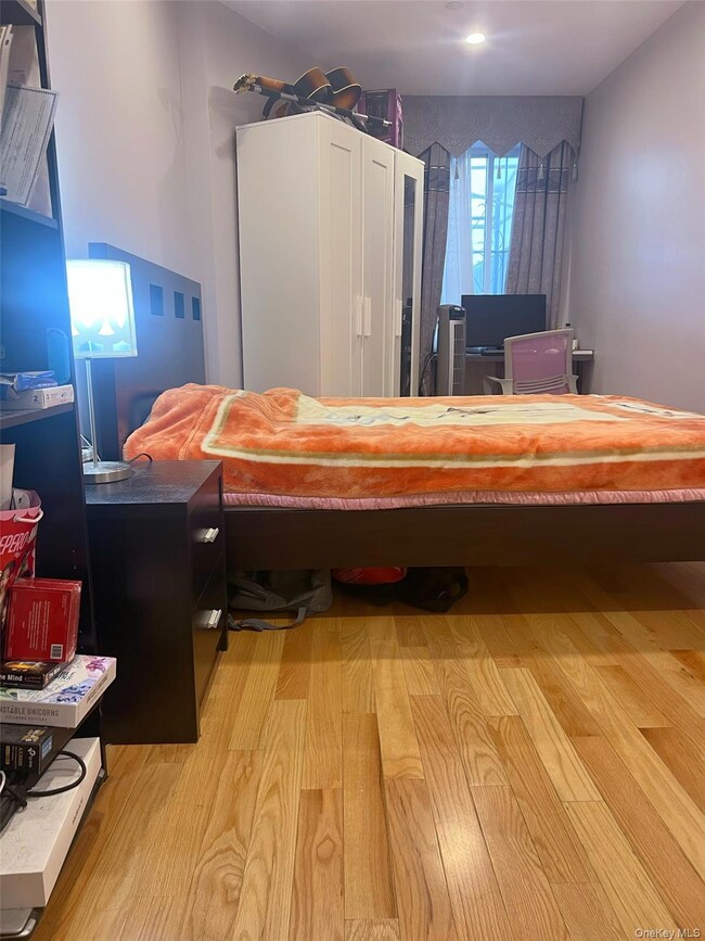 135-10 35th Ave unit 3B, Flushing, NY 11354 - photo 7