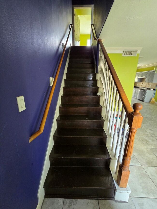 11045 Landswalk Dr unit 118, Houston, TX 77099 - photo 4