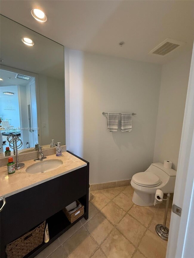 Trump Royale unit 4001, Sunny Isles Beach, FL 33160 - photo 7