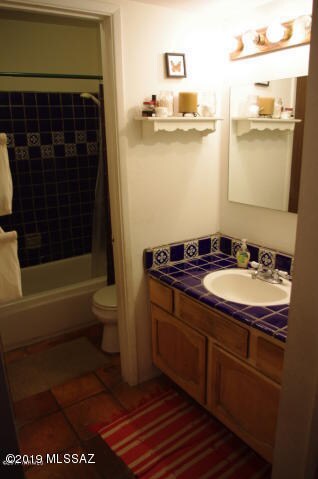 1029 E Halcyon Rd unit 23, Tucson, AZ 85719 - photo 5