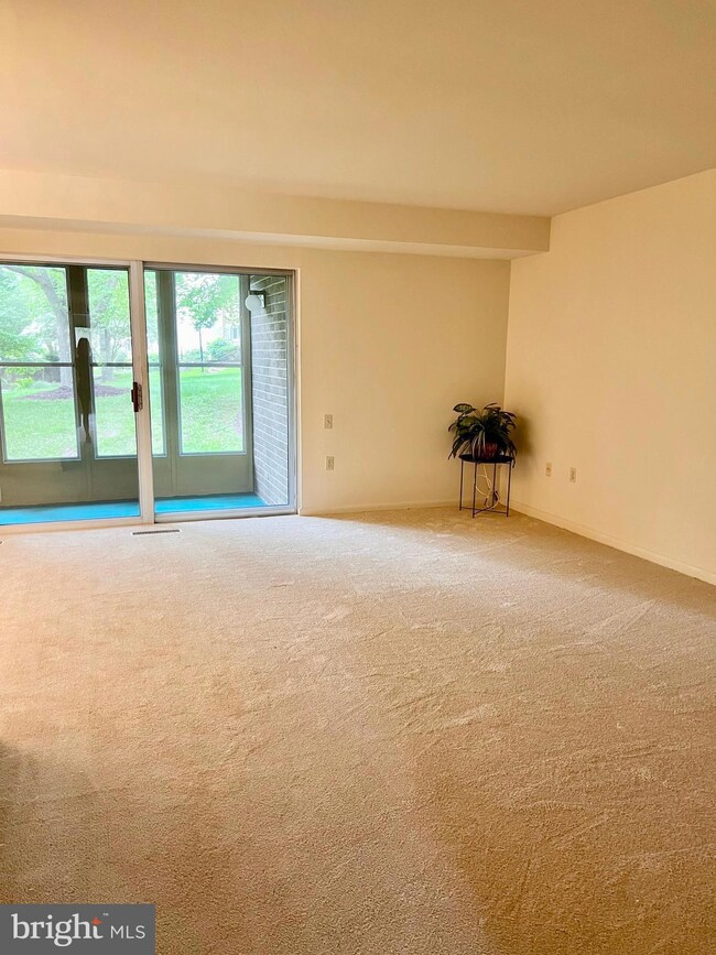 3425 S Leisure World Blvd unit 891D, Silver Spring, MD 20906 - photo 3