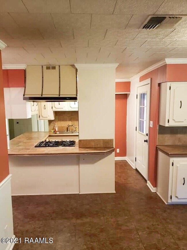 KITCHEN2