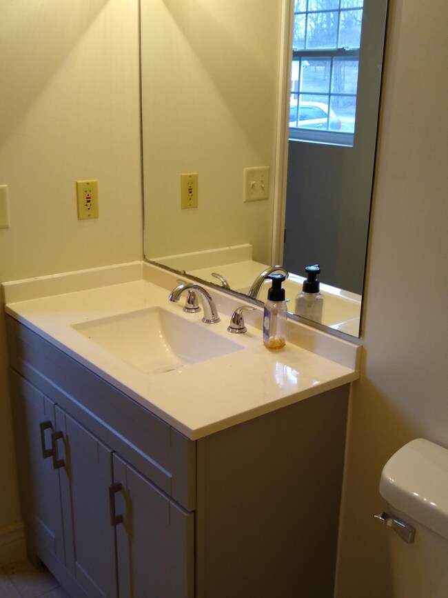 306 Monroe St, Sidney, OH 45365 - photo 4