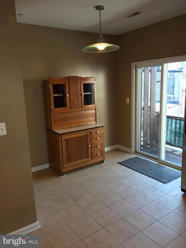 723 Dover St, Baltimore, MD 21230 - photo 3