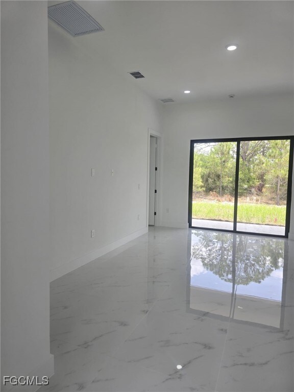 987 Edgerton Ave, Lehigh Acres, FL 33974 - photo 4