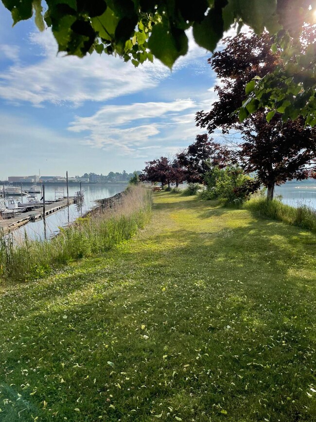 18 Ocean St unit 61, South Portland, ME 04106 - photo 4