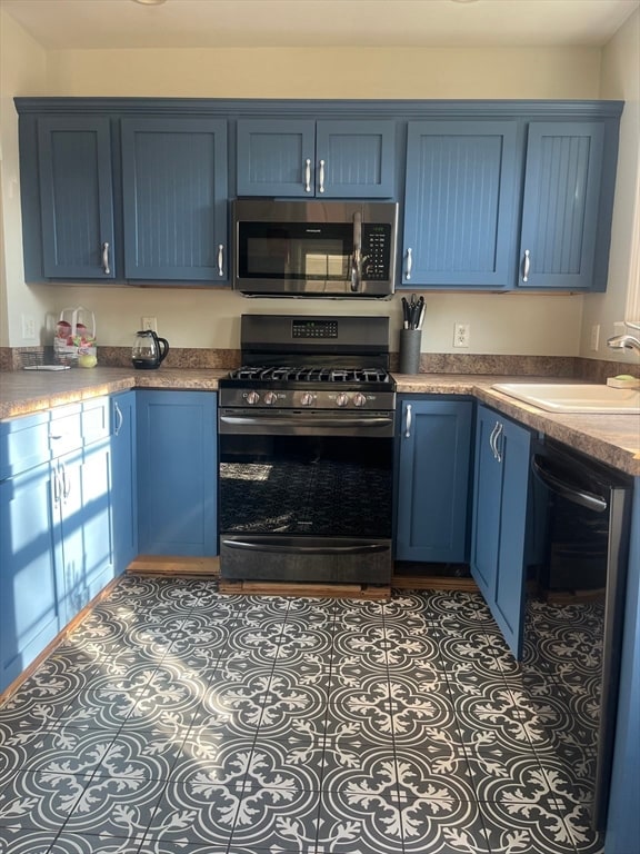 747 N Main St, Attleboro, MA 02703 - photo 4