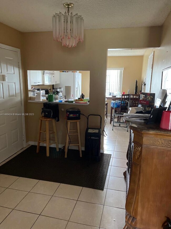 11801 SW 17th Ct, Miramar, FL 33025 - photo 5