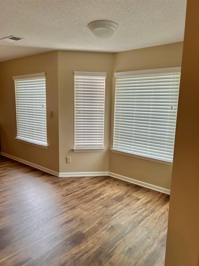 6911 Show Boat Ln, Cordova, TN 38018 - photo 6