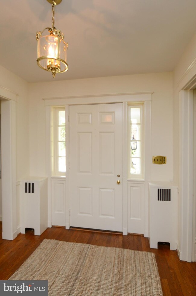 3801 Fenchurch Rd, Baltimore, MD 21218 - photo 2