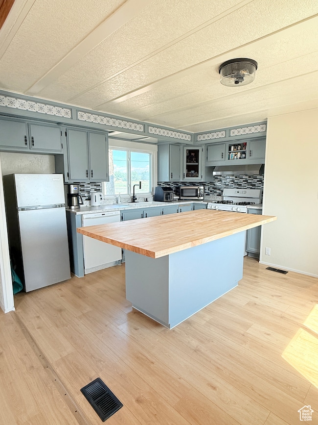 485 S 100 E unit 10, Wellington, UT 84542 - photo 3