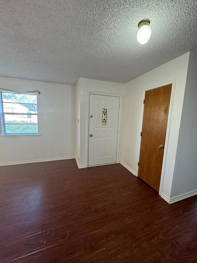 4006 Quail Ridge Ct, Granbury, TX 76049 - photo 5