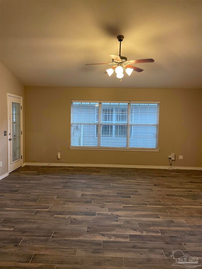 1269 Wetherby Rd, Pensacola, FL 32534 - photo 3