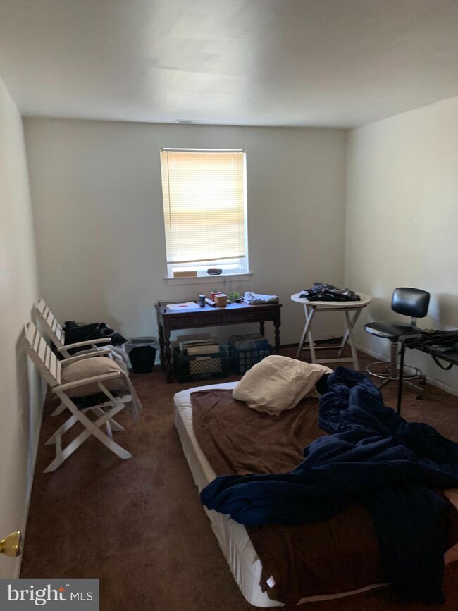 8020 Craig St, Philadelphia, PA 19136 - photo 2