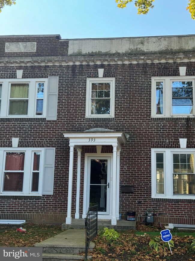 393 Sunset Rd, Reading, PA 19611 - photo 2