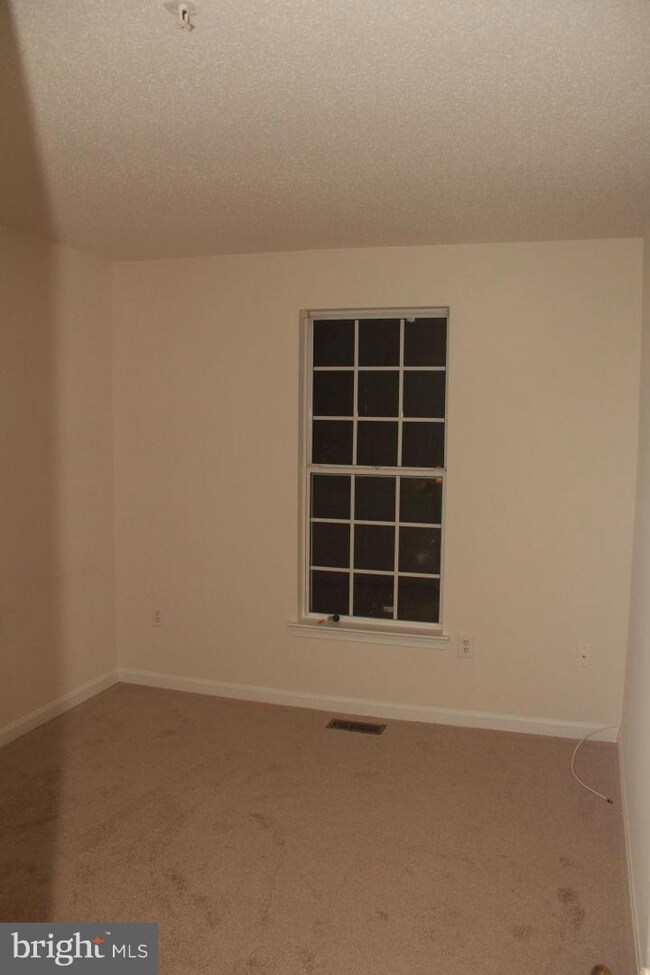 13008 Cottage Field Ln, Germantown, MD 20874 - photo 7