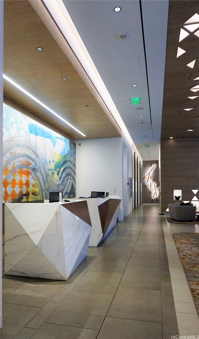 'A'ali'i unit 2504, Honolulu, HI 96814 - photo 2