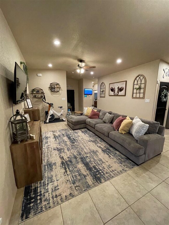 11265 S Recker Ave, Fortuna Foothills, AZ 85365 - photo 2