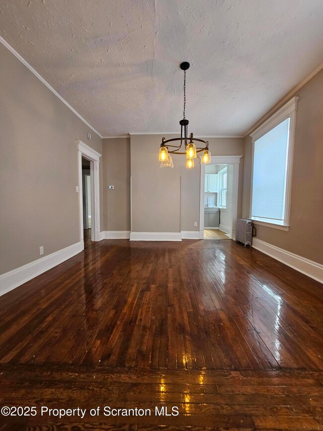 218 S Franklin St unit Fl 2, Wilkes Barre, PA 18701 - photo 5