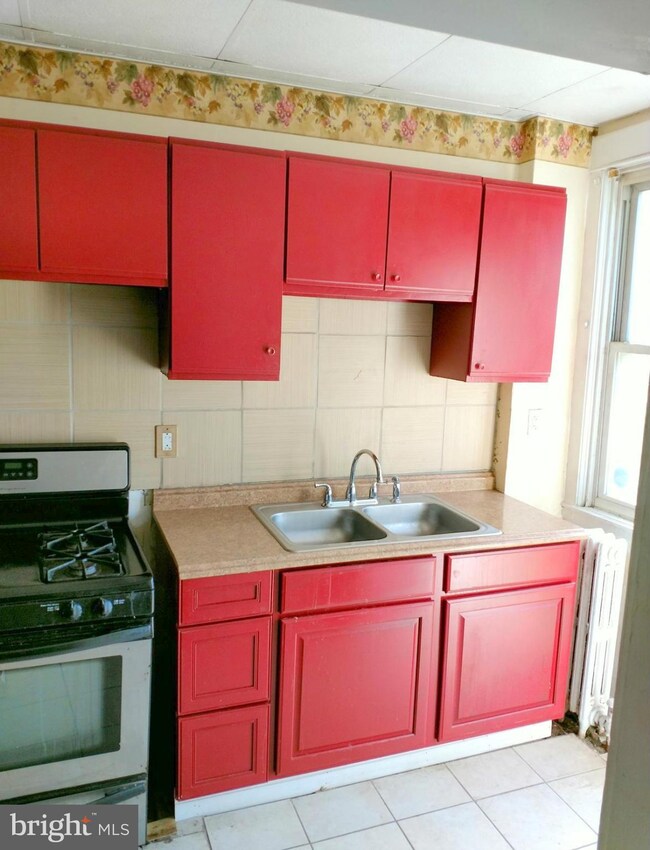 304 Marydell Rd, Baltimore, MD 21229 - photo 7