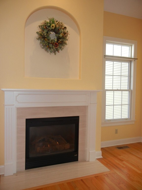 8 Spruce Dr, Wilbraham, MA 01095 - photo 4