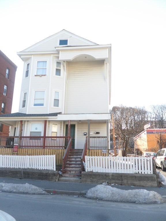 4 Preston St, Worcester, MA 01610 - photo 3