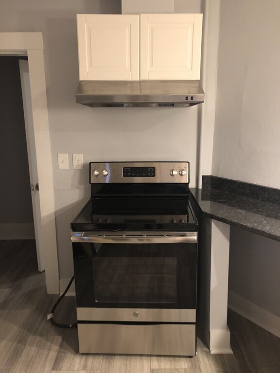 71 Cleverly Ct unit 1, Quincy, MA 02169 - photo 2