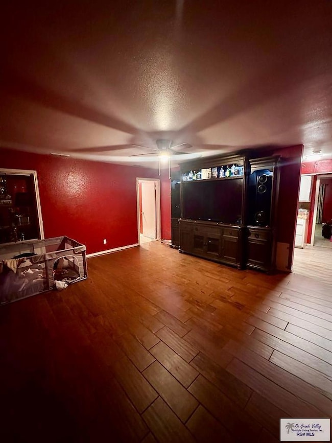 1306 S B St, Harlingen, TX 78550 - photo 3