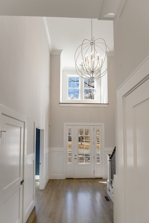 11 Cushing St, Lexington, MA 02420 - photo 4