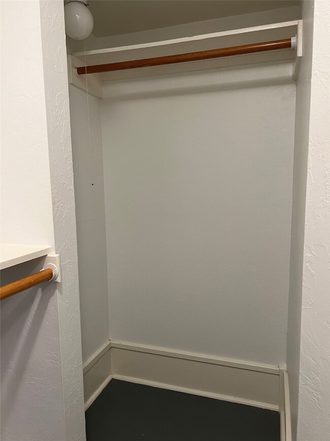 608 Oxford St unit E, Houston, TX 77007 - photo 7