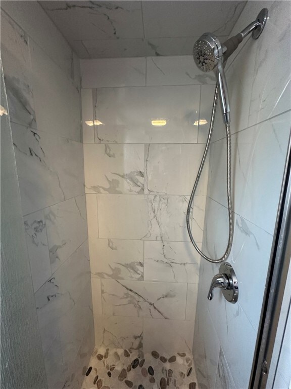 19 Sisson St unit A, Warren, RI 02885 - photo 6