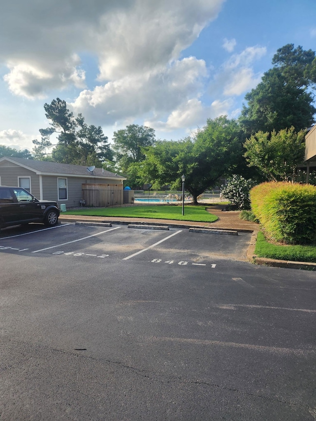 4779 Towering Oaks Dr unit 704, Memphis, TN 38117 - photo 3