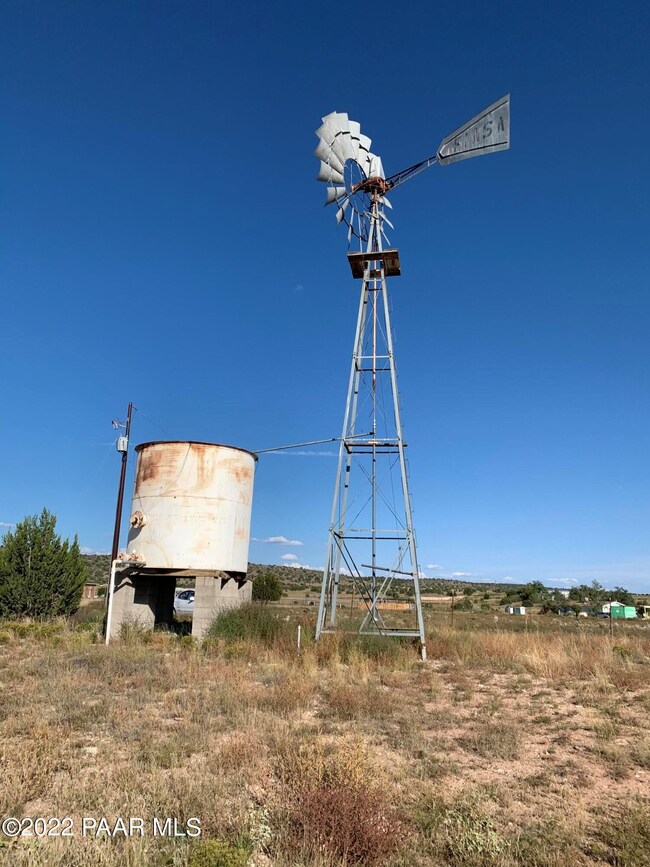 400 W Ahonen Rd Rd, Paulden, AZ 86334 - photo 5