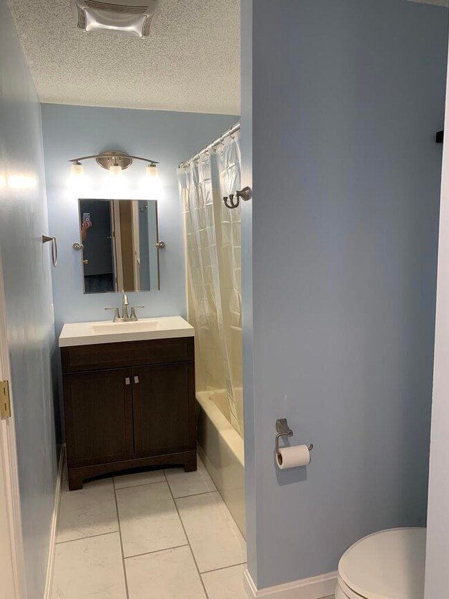 8 academy bathroom