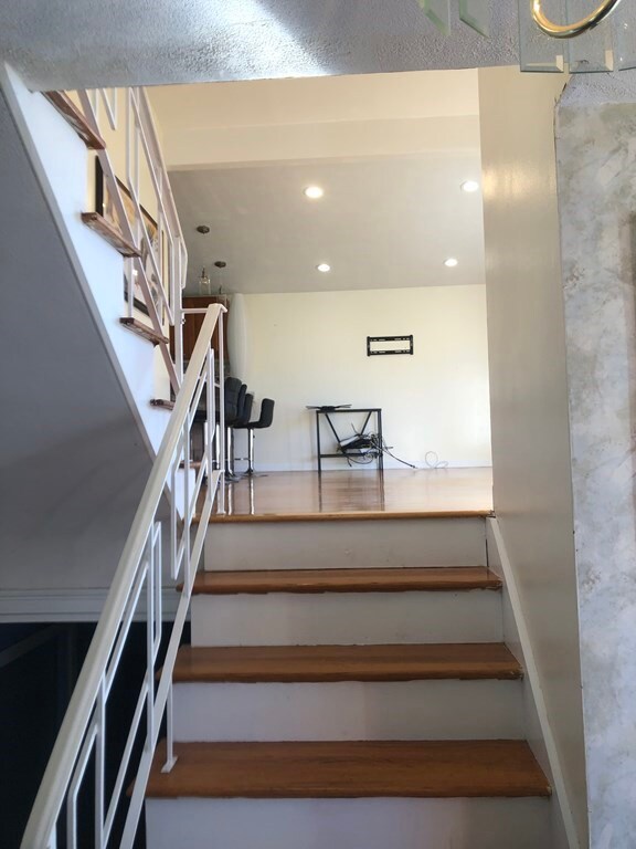 61 Esty Farm Rd, Newton Center, MA 02459 - photo 3