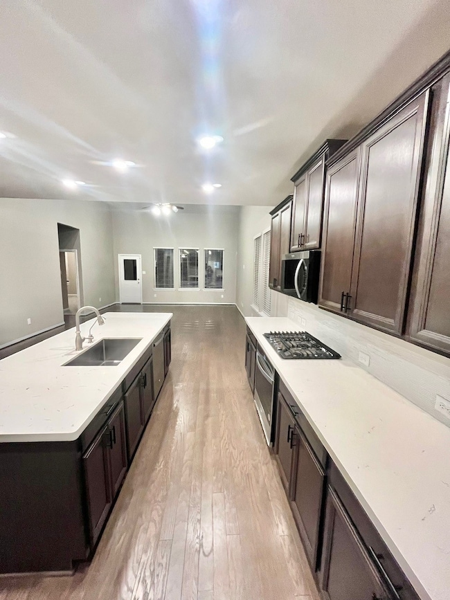 2307 Sweet Bay Dr, Texas City, TX 77568 - photo 4