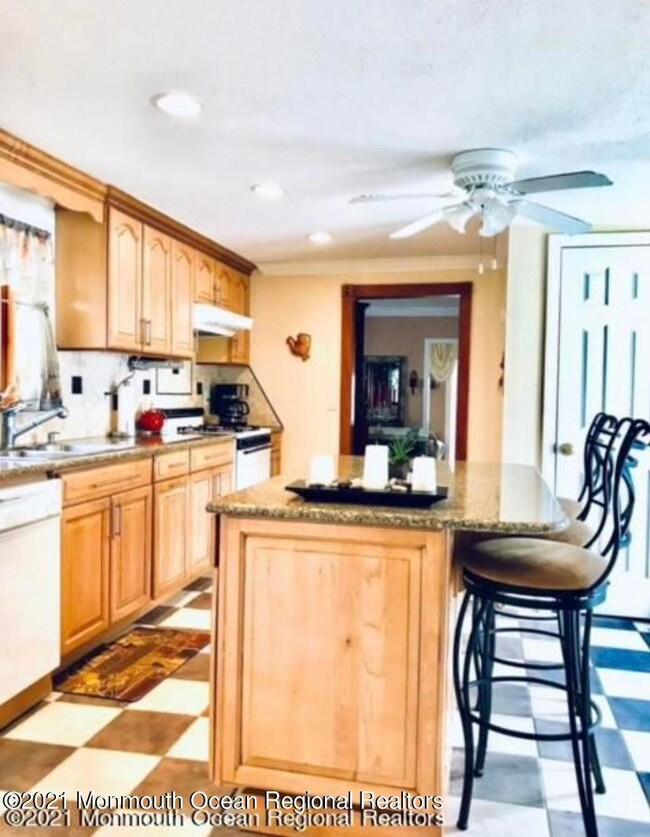 58B6CC8E-6CFC-4180-8E18-2B53B6520CDB