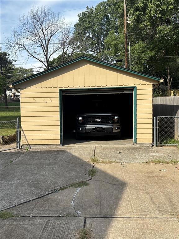 Stand alone garage
