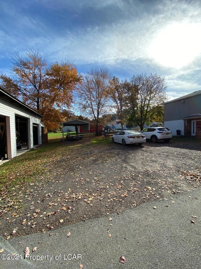 101 Birch St, Drums, PA 18222 - photo 6