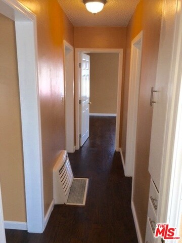 11855 Stanford Ave, Los Angeles, CA 90059 - photo 3