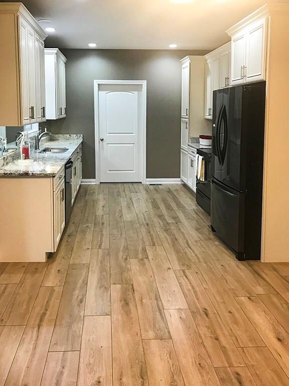 2708 Poplar Woods Ln, Columbus, IN 47203 - photo 4